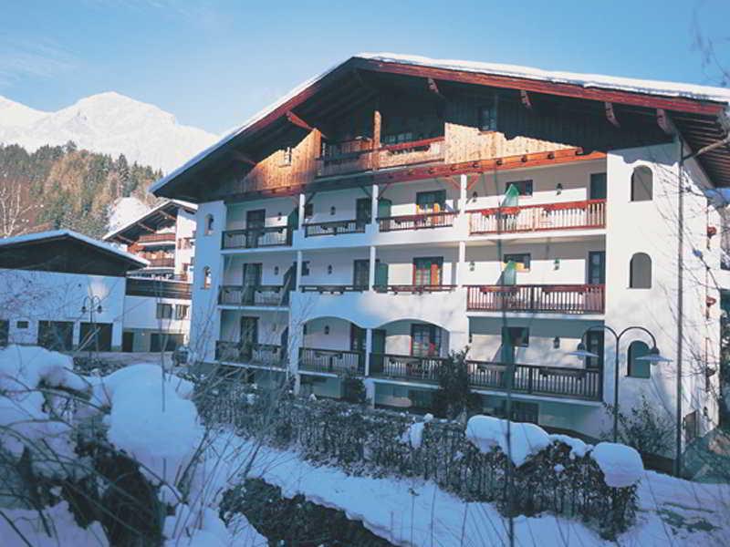 Hotel Neuwirt Кирхдорф ин Тирол Екстериор снимка