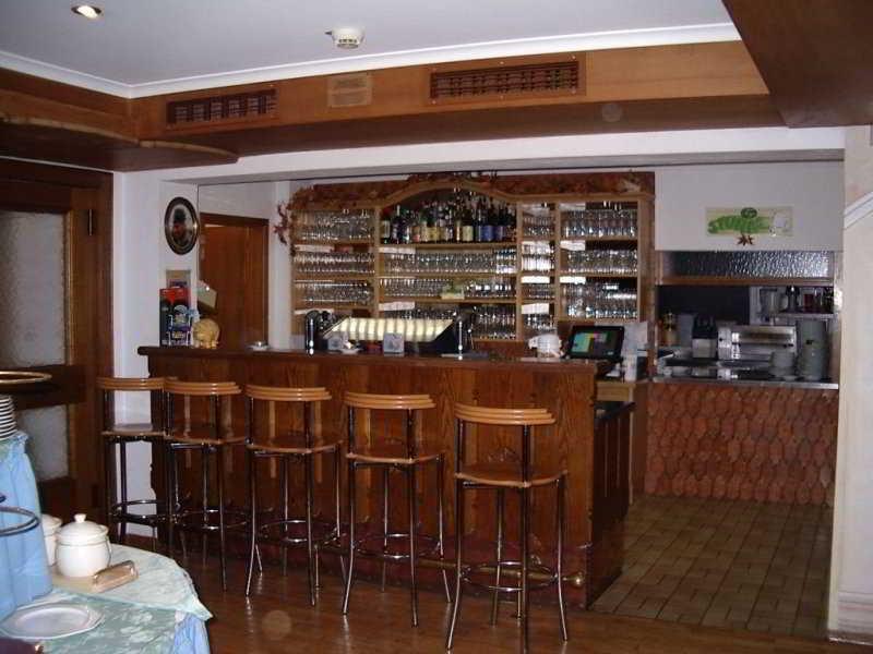 Hotel Neuwirt Кирхдорф ин Тирол Екстериор снимка