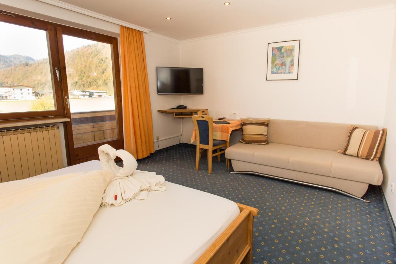 Hotel Neuwirt Кирхдорф ин Тирол Екстериор снимка